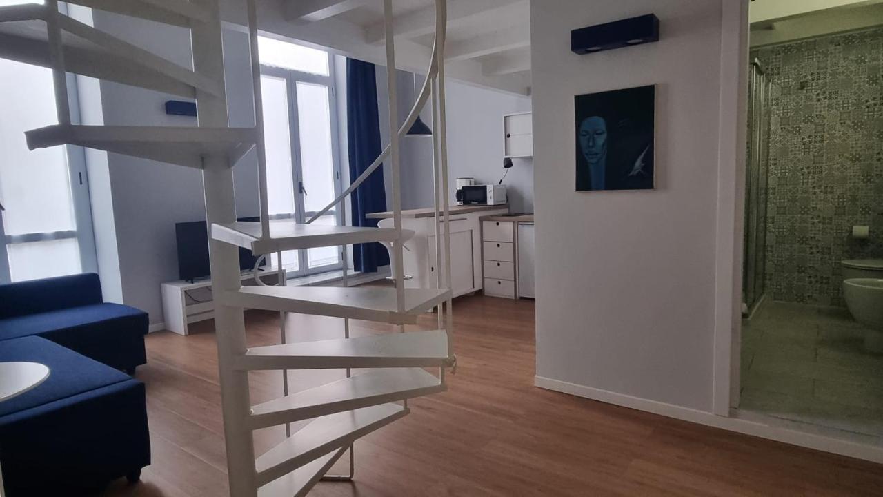 Vicool Apartments - Centro Storico Napoli ภายนอก รูปภาพ